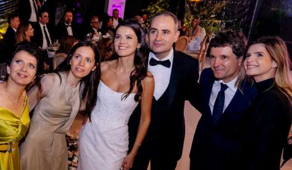 nicusor dan la nunta lui Nazare captuta instagram anamafria geana png