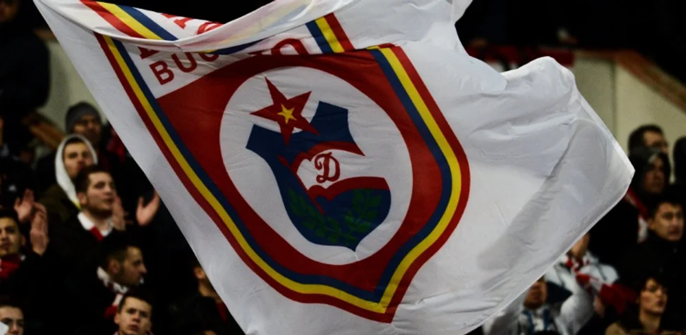 Șeful MAI l-a ținut cu forța la Dinamo. Pentru a împiedica transferul, i-a amenințat familia: „Dacă nu-l convingi pe fiul dumitale...”