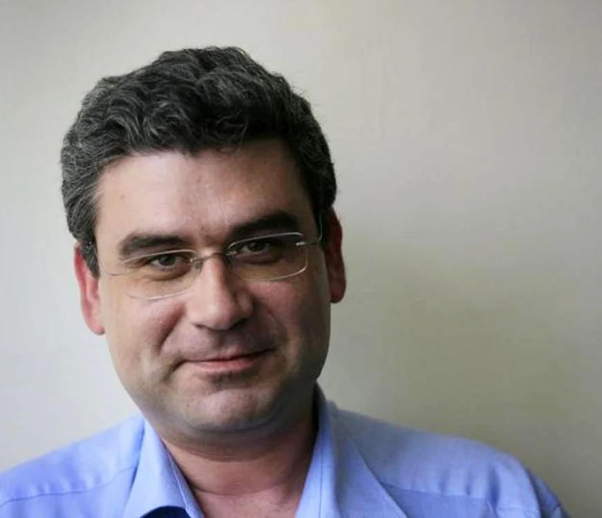 Elite la răscruce jpeg
