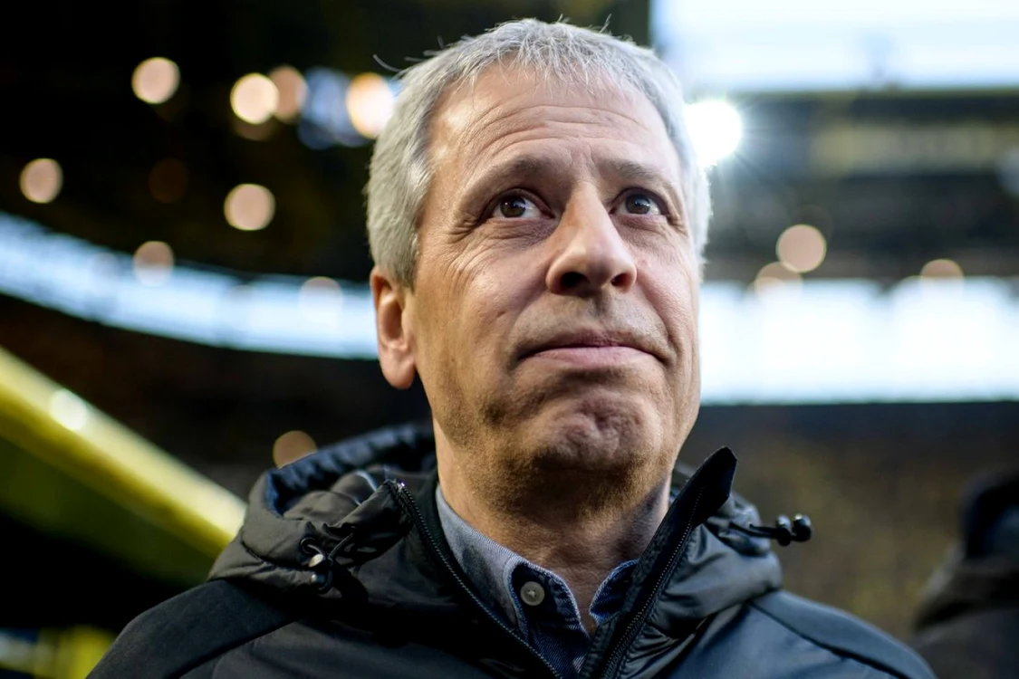Lucien Favre (Dortmund) are ce regreta, după ce echipa sa a rămas fără susţinerea fanilor