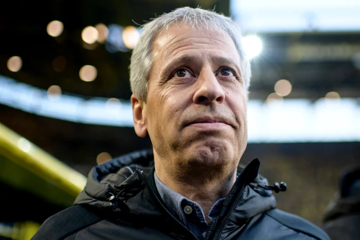 Lucien Favre (Dortmund) are ce regreta, după ce echipa sa a rămas fără susţinerea fanilor