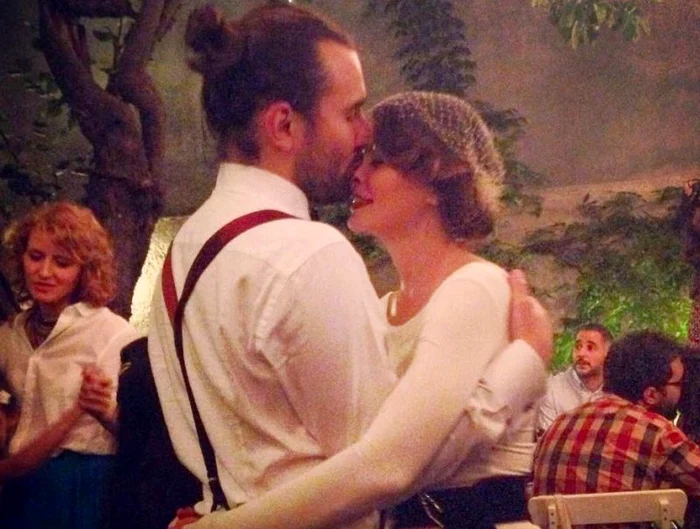 Crina şi Radu au făcut o petrecere restrânsă