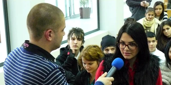 Curs de jurnalism pentru liceeni la Universitatea Andrei Şaguna din Constanţa