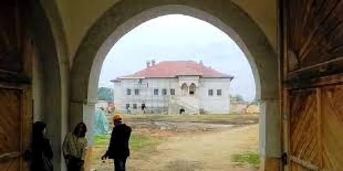 legena palatul potlogi