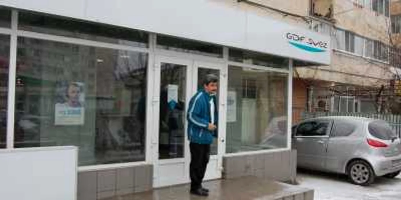 : De multe ori, clienţii ies de la Gaze dezamăgiţi şi cu buzunarele goale