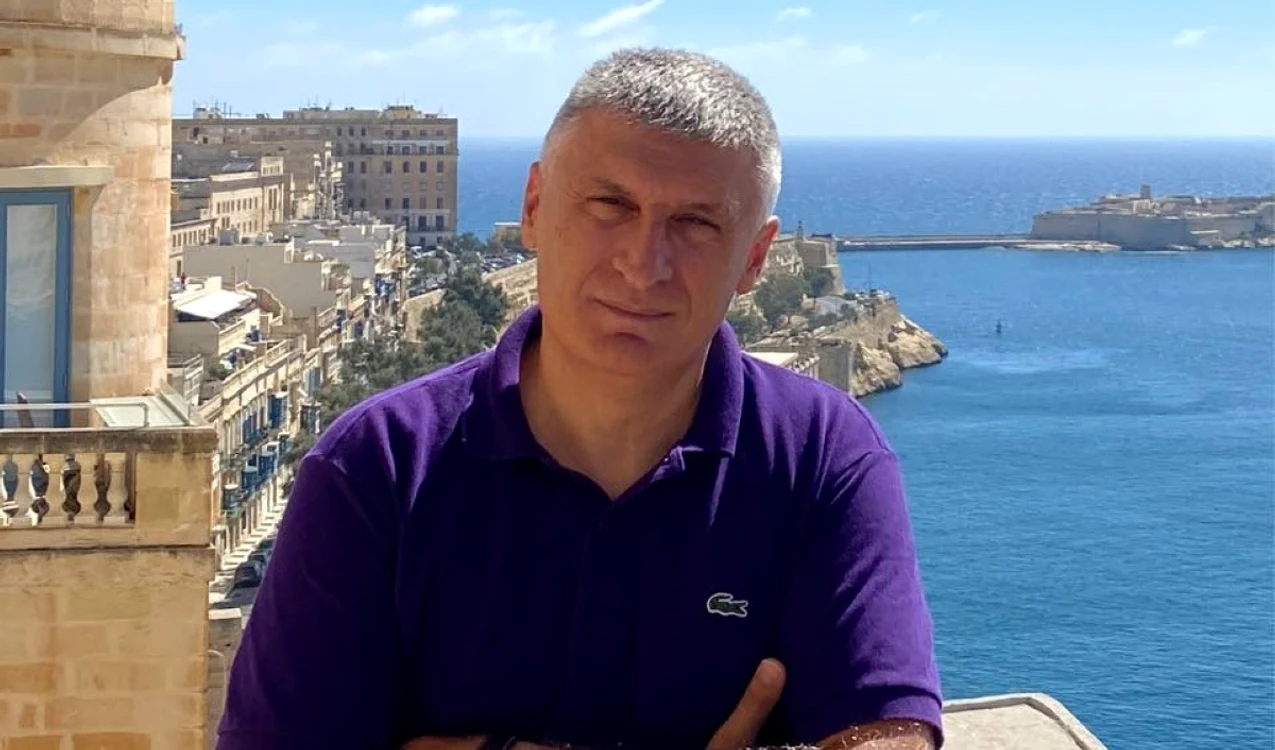 Cătălin Avramescu ar vrea desfiinţarea AUR şi SOS. Foto Facebook/Cătălin Avramescu