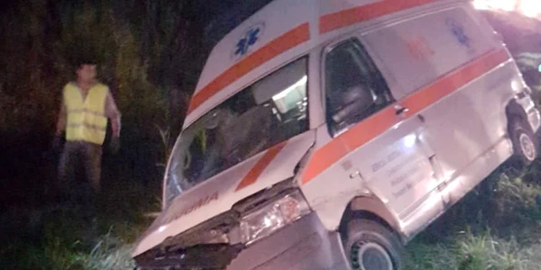 Sofer beat ambulanta Brasov. Foto