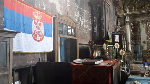 Biserica sârbească de la Ciacova a trecut printr-un incendiu în 2004