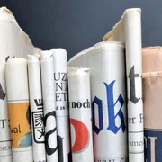 Ziare presa FOTO Shutterstock