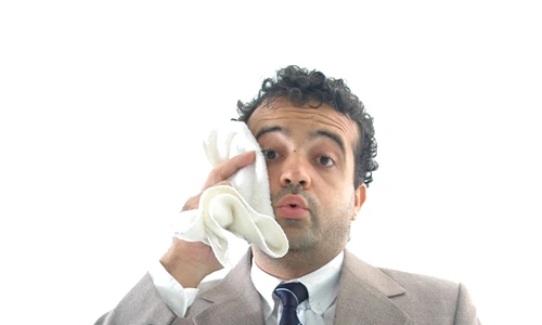 shutterstock 2298075 barbat business transpiratie transpirat prosop jpeg