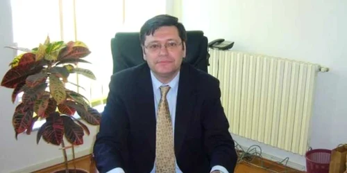 Prof.univ.dr. Nicu Panea 