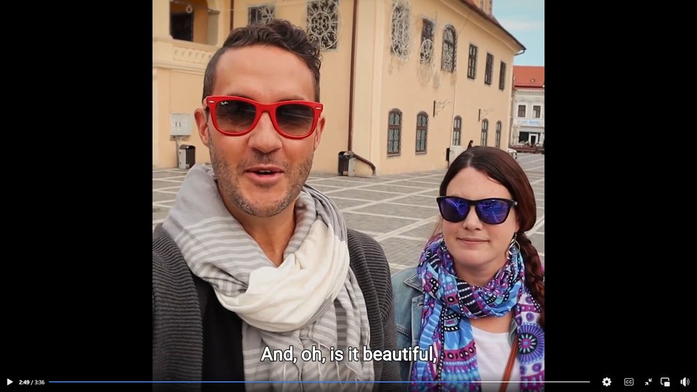 Americani uimiți de vizita în România: „E posibil să fi descoperit aici cel mai frumos orășel din lume“ VIDEO
