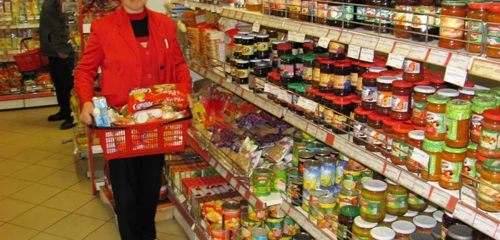 Un coş cu produse de post care să ajungă până la Crăciun costă 500 de lei