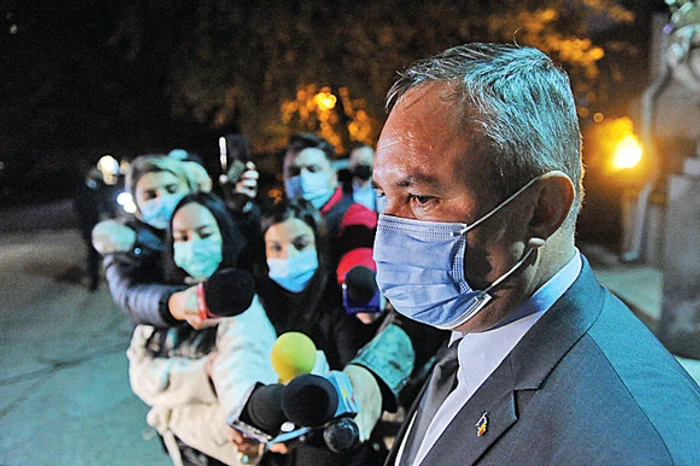 
    Sorin Grindeanu şi Marcel Ciolacu, doi dintre greii de  la PSD care au negociat  actuala formulă guveramentală Foto: Inquam Photos   