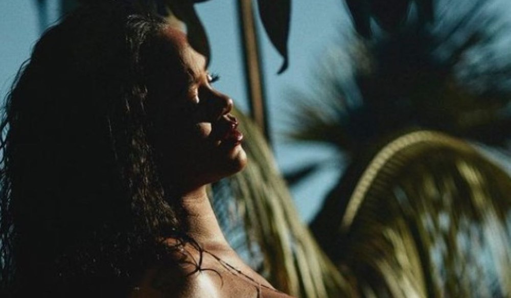 Imagini incendiare cu Rihanna înainte de a naște: „N-are idee cât de nebună este mama lui” FOTO