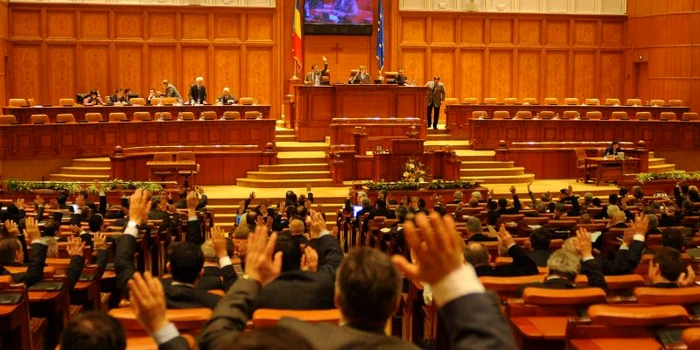 Ultima moțiune de cenzură a dus pe octombrie 2019 la căderea Guvernului Dăncilă jpeg