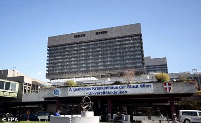 article 2068085 0eeb721400000578 265 468x286 jpeg