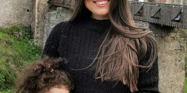 Paula Seling si fetita ei Foto Facebook Arhiva personala jpg