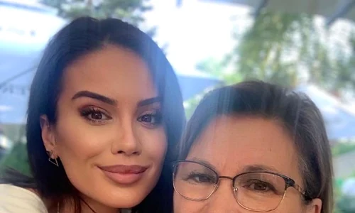 geanina ilies mama jpeg