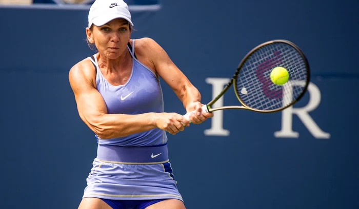 Simona Halep, suspendată de jumătate de an pentru dupaj (FOTO: EPA)
