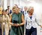 Regina Maxima în rochie mini cu pene. FOTO: Profimedia