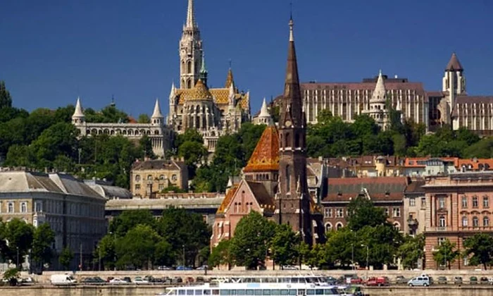 Ungaria, viaţă de noapte şi spa în locuri istorice jpeg
