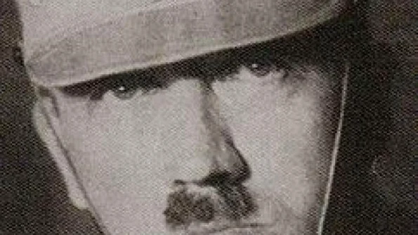 De ce a fost scoasă din cimitir piatra funerară a părinţilor lui Hitler jpeg