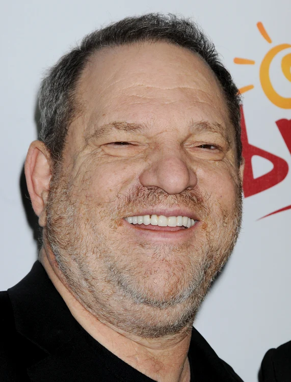Harvey Weinstein e acuzat de mai multe actriţe de agresare sexuală, nu numai de Gwyneth Paltrow 