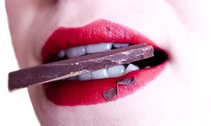 Alimente vs sanatatea dentara avertismentele date de o clinica stomatologica din Bucuresti jpg