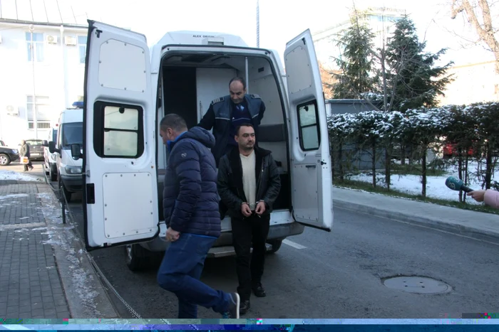 alin marin marian ofiter dipi 01