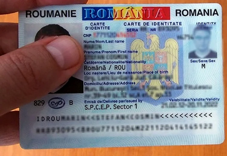 Taxa de emitere a cărții de identitate pote fi plătită prin SMS FOTO Adevărul