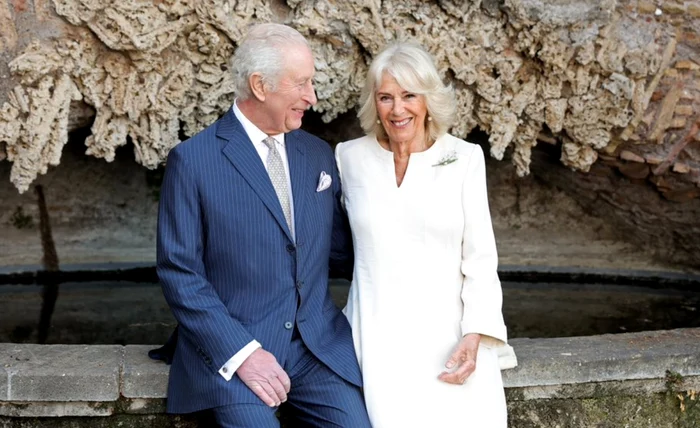 Regele Charles si Regina Camilla jpg