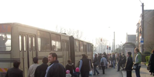 Reşiţa: Primarul „fură“ idei ieftine pentru transport şi căldură (GALERIE FOTO)