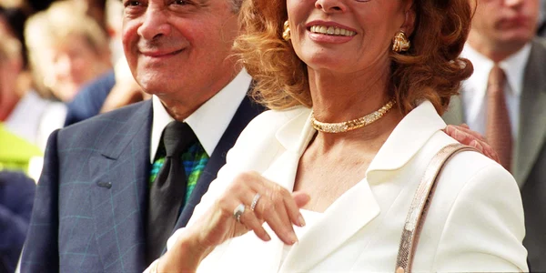 Mohamed Al Fayed și Sophia Loren FOTO profimedia 0802170845 jpg