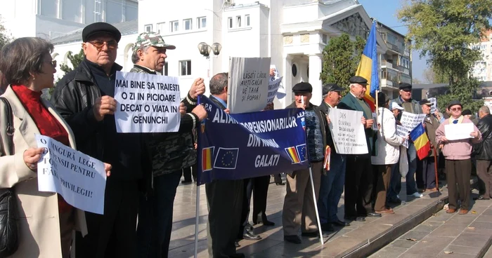 Pensionarii sunt decişi să-şi apere drepturile