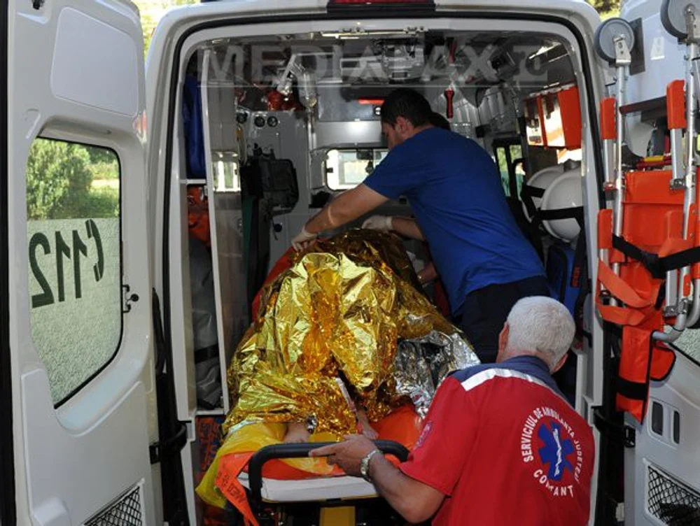 Un pensionat din Iași și-a dat foc. Bărbatul a murit după ce nu s-a găsit un loc liber la spitalul de arși