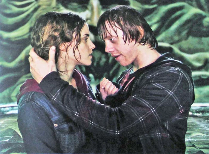 Locul 4: Emma Watson (24 de ani) a fost reclamată de colegul său din “Harry Potter” (2011), actorul Rupert Grint (26 de ani), că “are respiraţie puturoasă ca un animal şi lasă răni pe buze”.