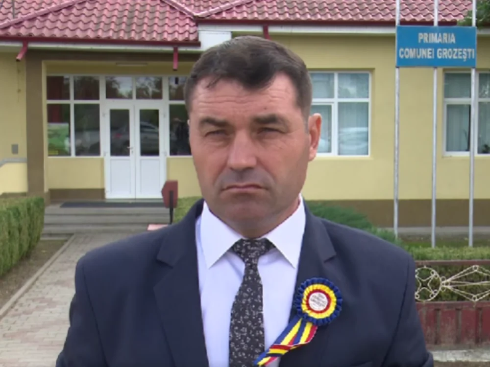 Un primar PSD, reținut după ce a bătut doi adolescenți. Edilul susține că situația a fost exagerată