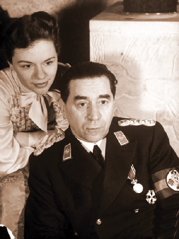 2 tatarescu tatal si fiica gif gif
