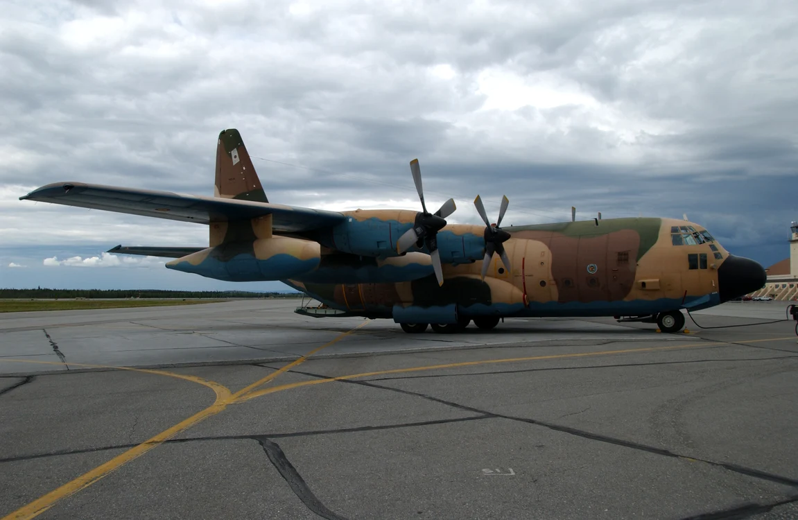 Un avion militar s-a prăbușit peste mai multe case din orașul Meda, în Sumatra.foto:wikipedia
