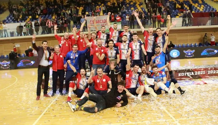 Arcada Galați a cucerit pentru a doua oară Cupa României la volei (FOTO: FRV)