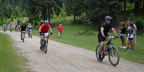 Cei pasionați de ciclism vor avea ocazia de a explora  Parcul Natural Bucegi