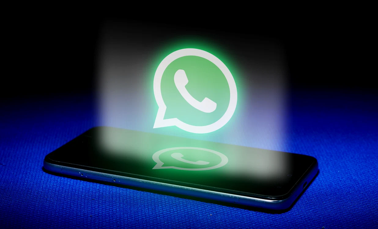Aplicația WhatsApp FOTO: Shuterstock
