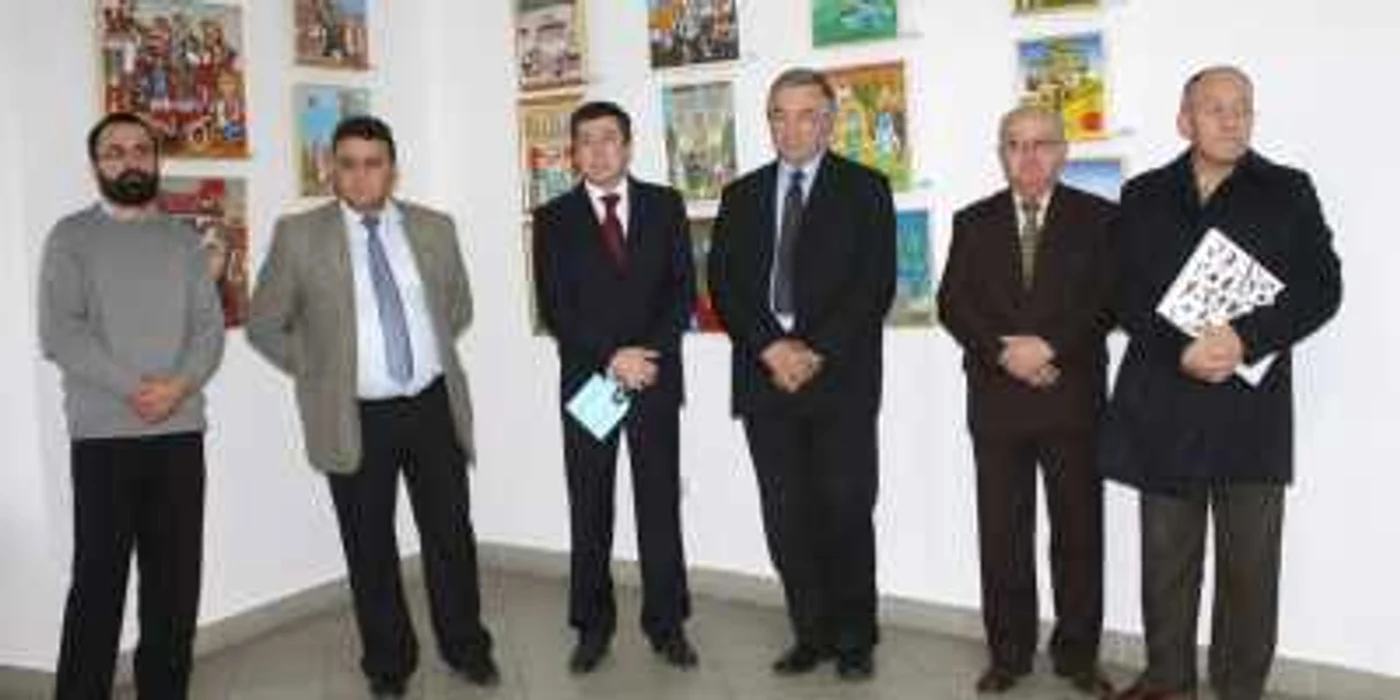 Piteşti: Expoziţia de Artă Naivă de la Piteşti a adunat lucrările a 69 de artişti