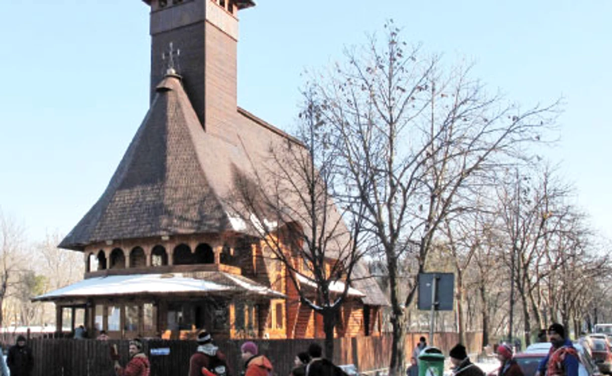Biserica Ioan Iacob Hozevitul din cartierul bucureștean Balta Albă