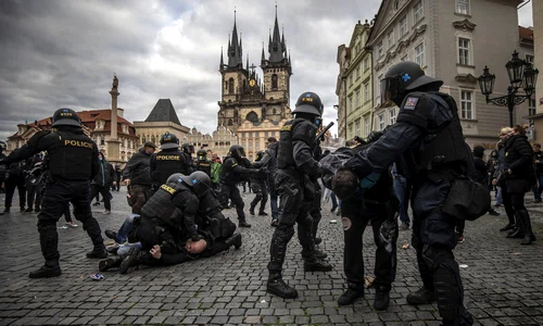 protest suporteri praga gettyimages 1229150099 jpeg