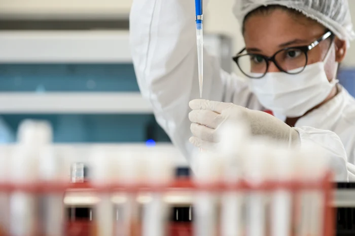 Prețul unei doze de vaccin anti-Covid ar putea fi cuprins între 5 și 20 de euro