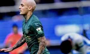 Alexandru Mitrita (Instagram Zhejiang Professional FC) jpg