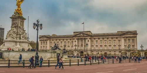 Un angajat al Palatului Buckingham, condamnat pentru furtul unor obiecte de valoare din palat jpeg