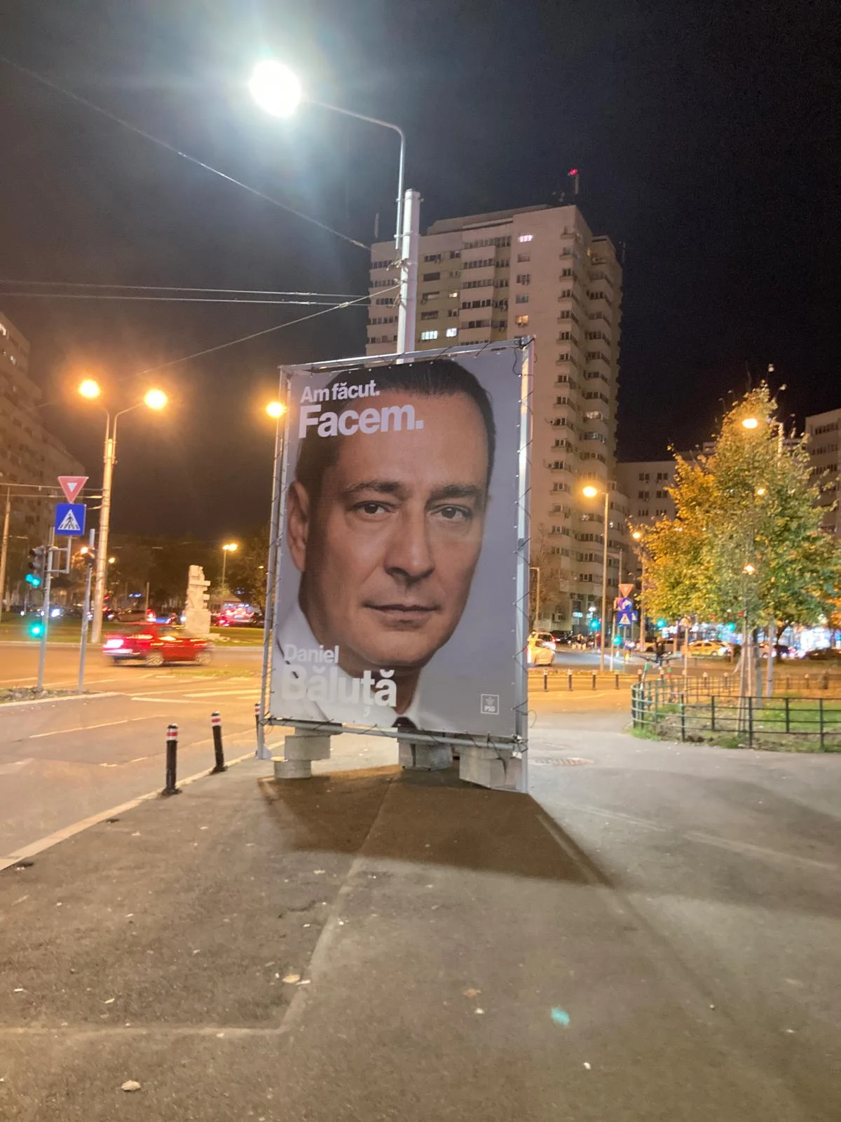 Cum explică Daniel Băluţă faptul că sigla PSD de pe panourile sale electorale e foarte mică